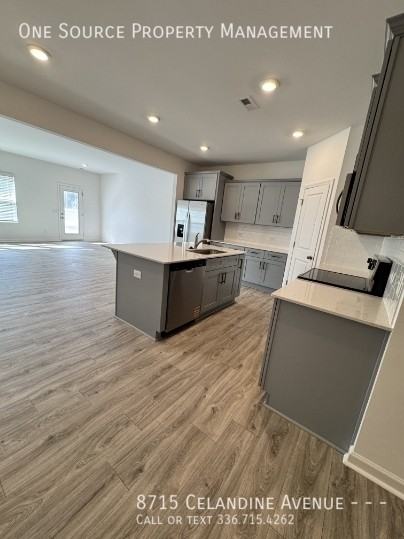 8715 Celandine Ave - Photo 5 of 20
