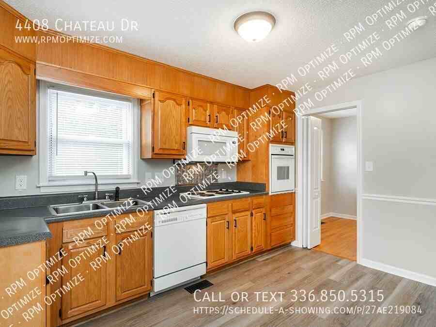 4408 Chateau Dr - Photo 3 of 50