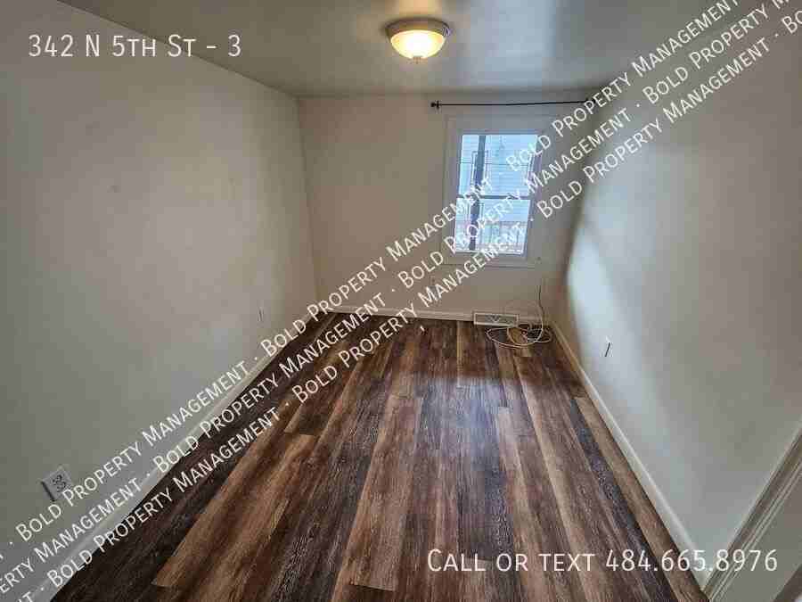 342 N 5th St #3 - Photo 7 of 14
