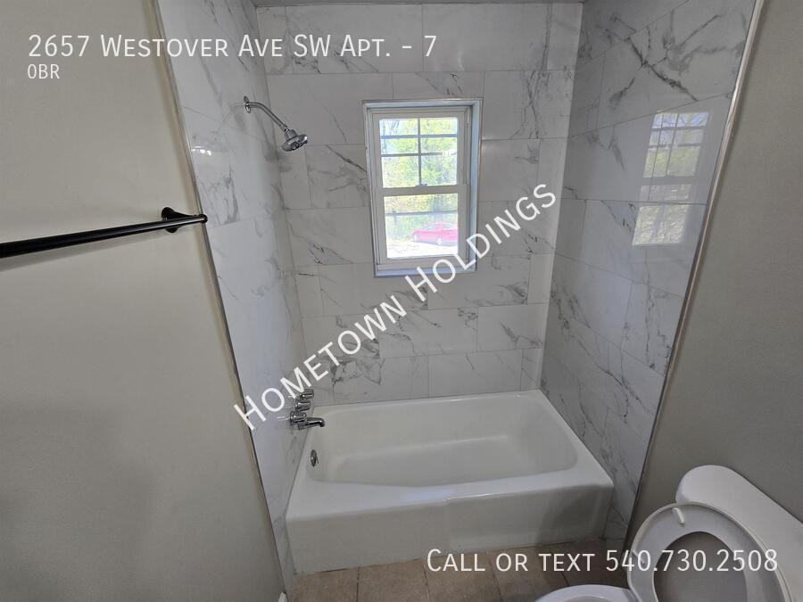 2657 Westover Ave Sw #7 - Photo 7 of 8