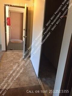 7521 44th St W #25 - Photo 2 of 9