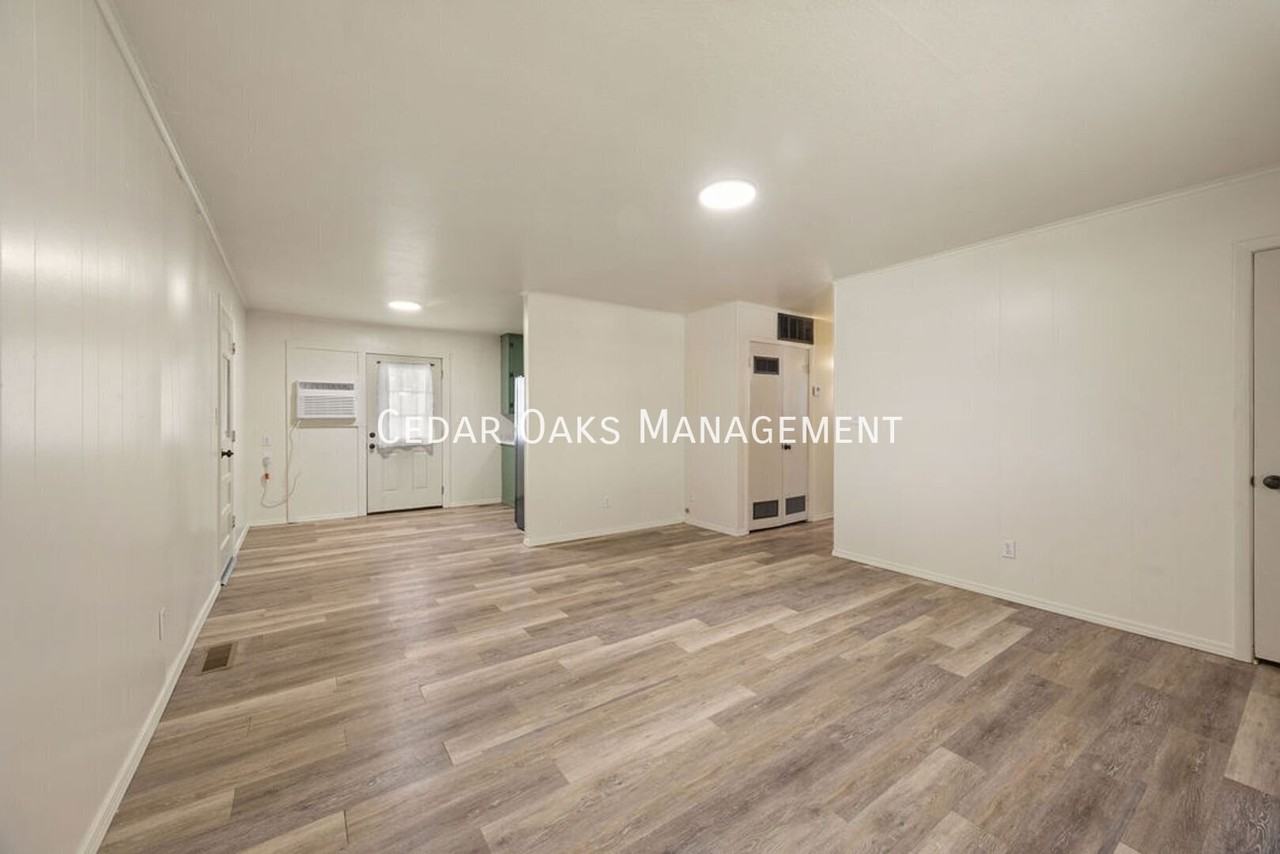 805 Morrison Pl - Photo 7 of 22