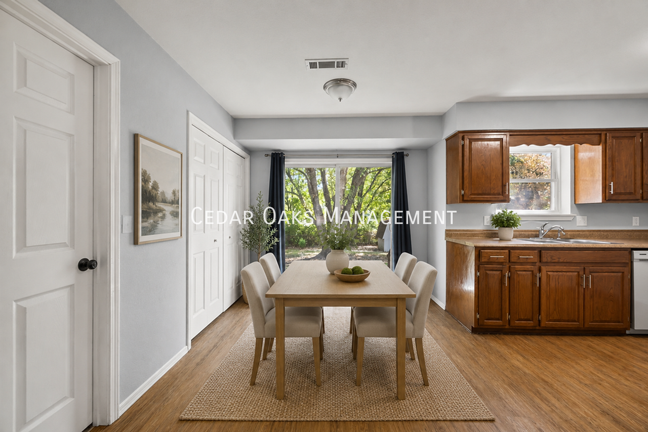 1230 S Sherman Ave - Photo 7 of 23