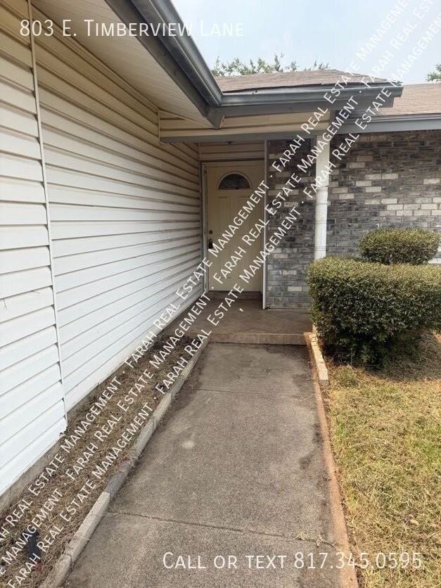 803 E Timberview Ln - Photo 2 of 28