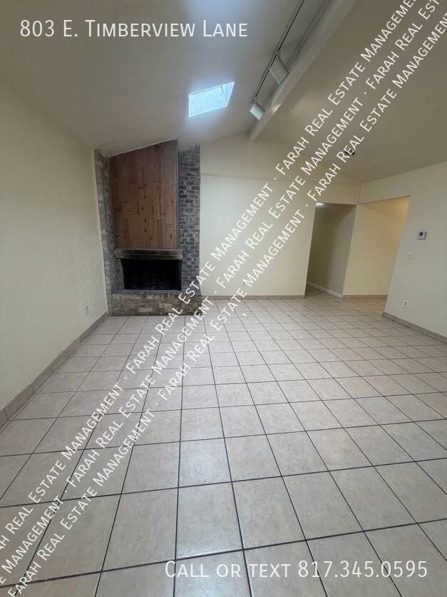 803 E Timberview Ln - Photo 5 of 28