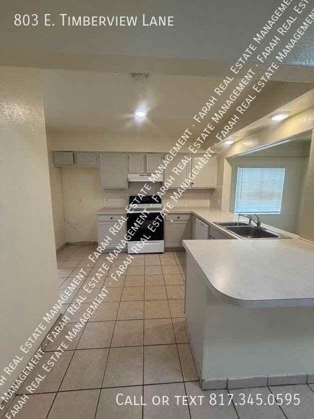 803 E Timberview Ln - Photo 7 of 28