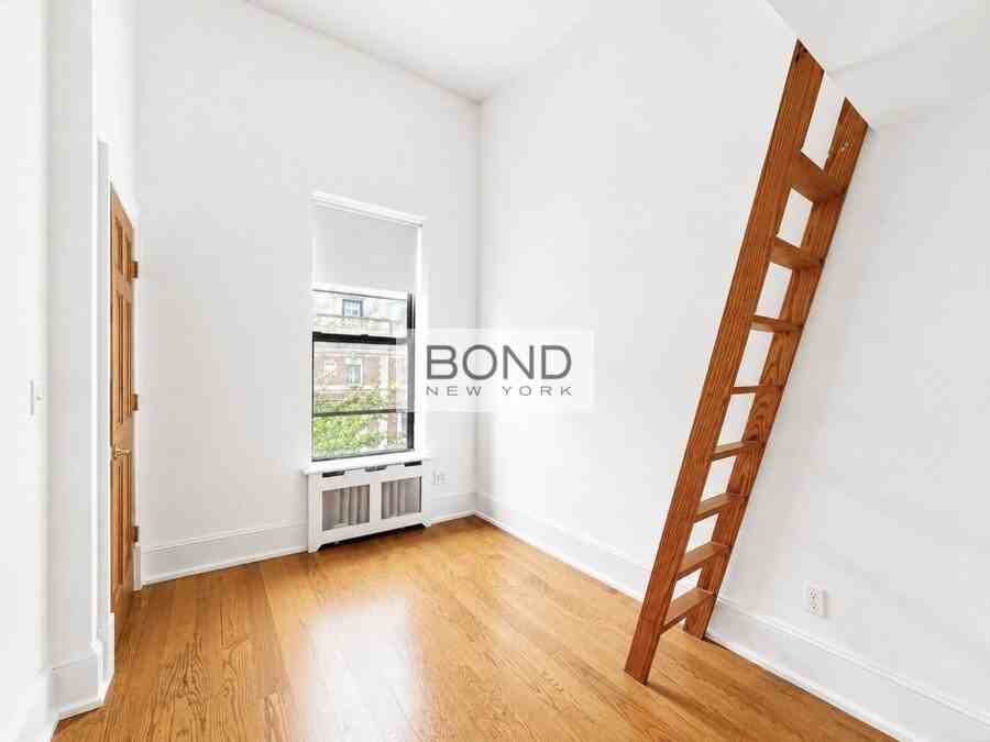 49 W 74th St #PH - Photo 6 of 11