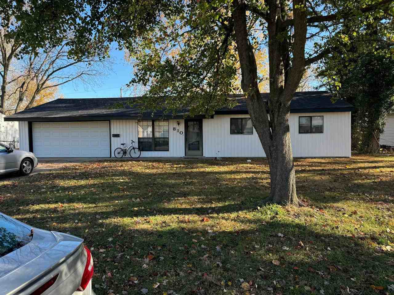 810 Jacobs Ln