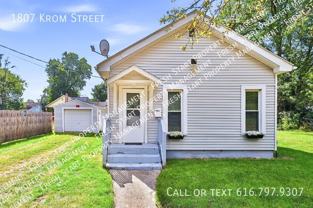 1807 Krom St - Photo 1 of 1