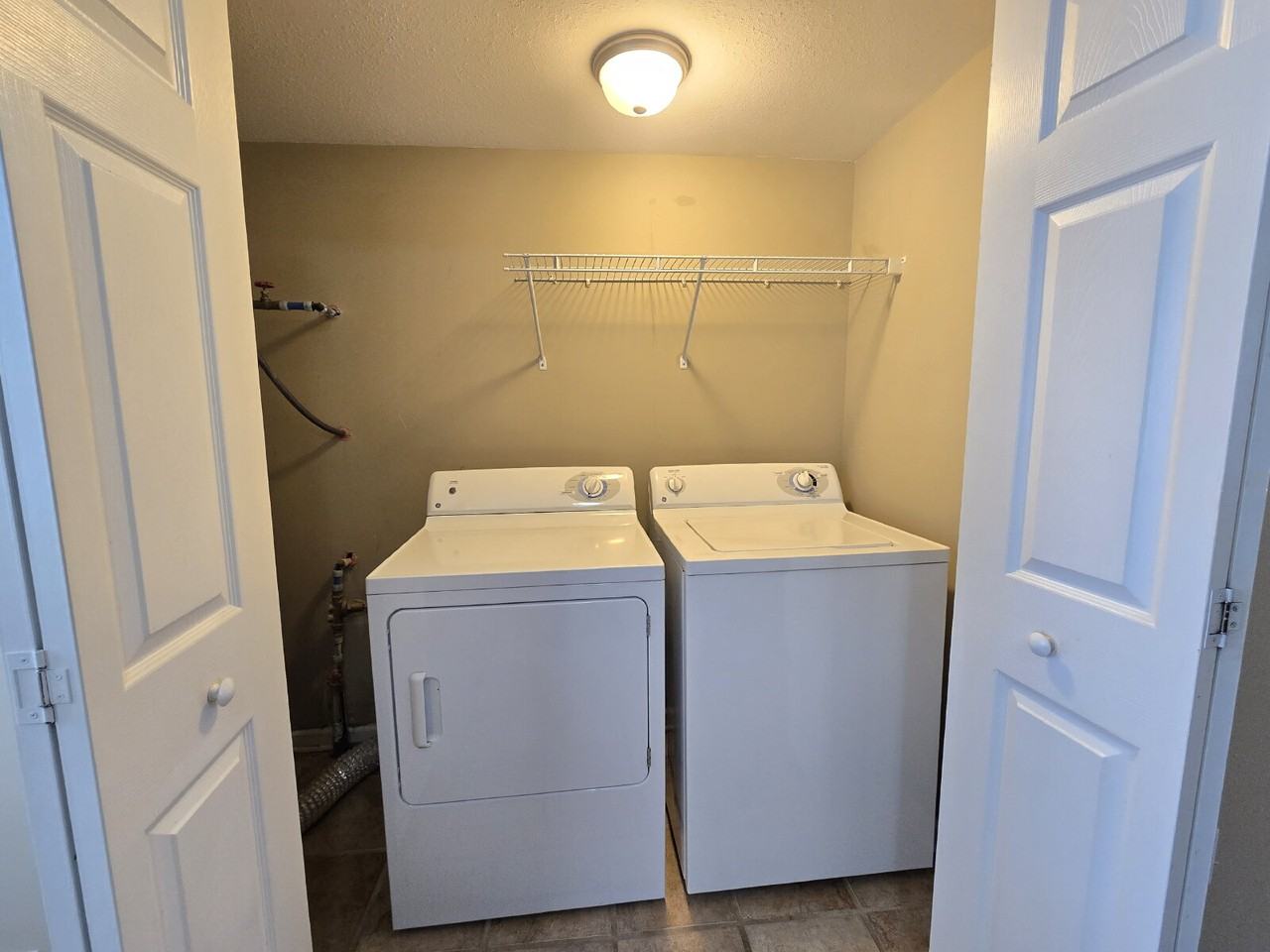 5 Black Jack Way Apt D - Photo 7 of 14