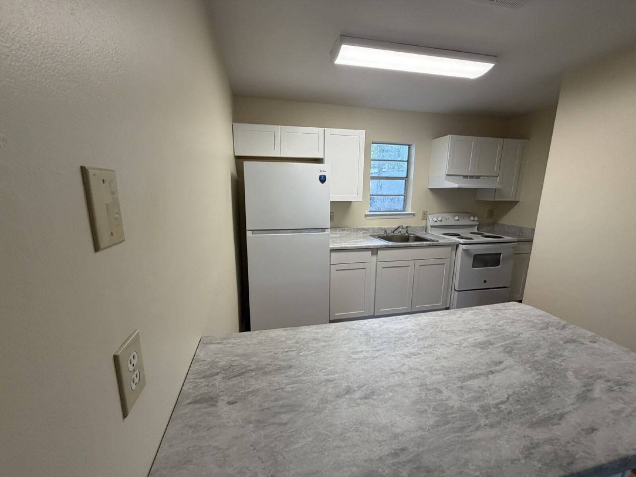 215 Darsey Rd - Photo 3 of 5