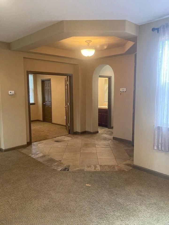 3706 Jardin Way - Photo 3 of 17