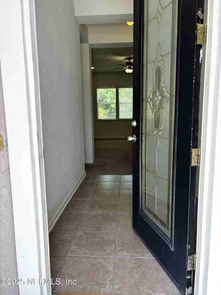 872 Collinswood Dr - Photo 5 of 21