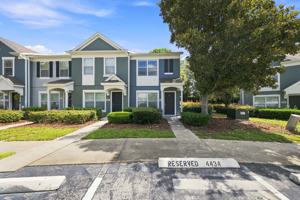 featured image of 4434 Sw 49th Ave