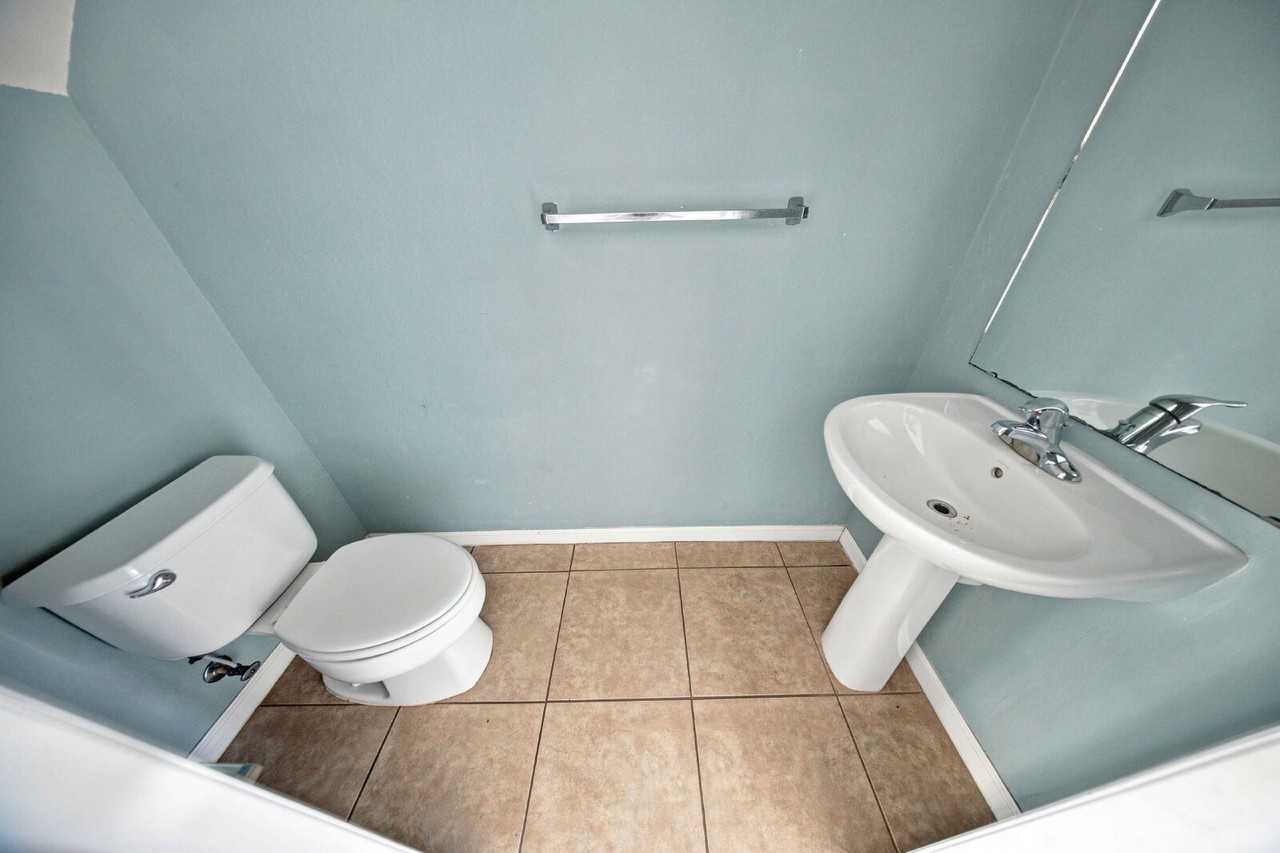 4434 Sw 49th Ave - Photo 6 of 19