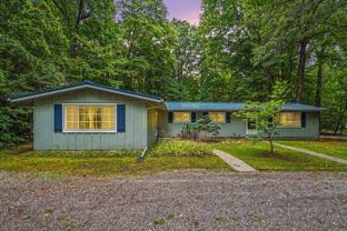 828 E Oakridge Ct - Photo 1 of 1