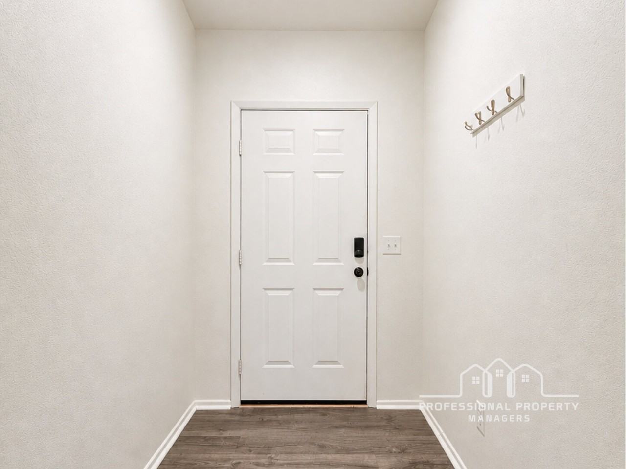3633 S Desert Sky Dr - Photo 2 of 21