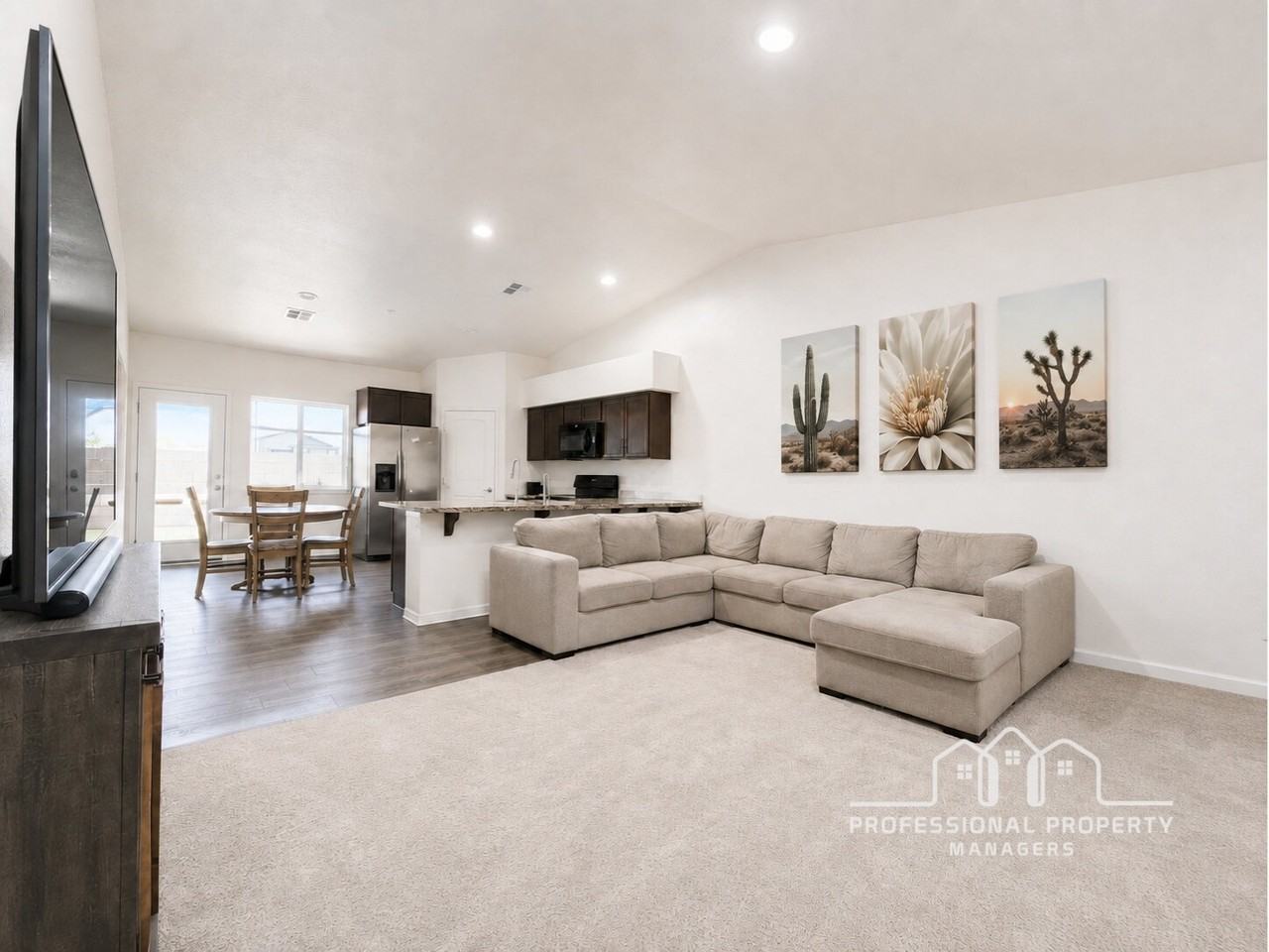 3633 S Desert Sky Dr - Photo 3 of 21