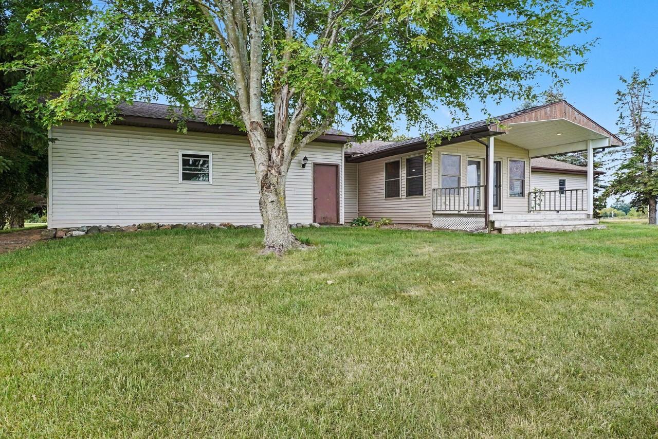 1294 Dale Rd - Photo 3 of 26