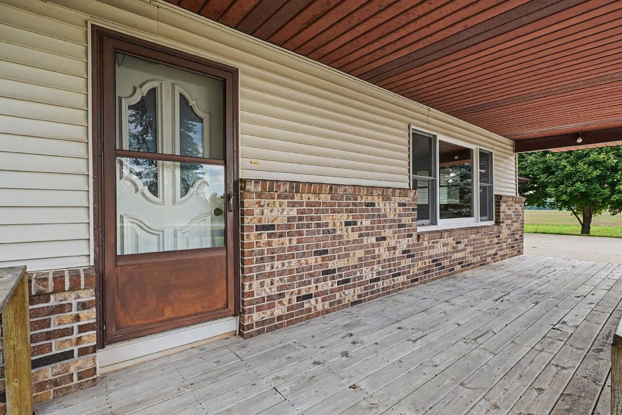 1294 Dale Rd - Photo 4 of 26