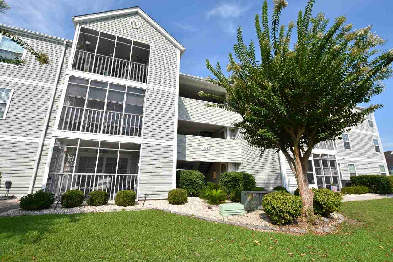 1950 Bent Grass Dr Apt L - Photo 2 of 20