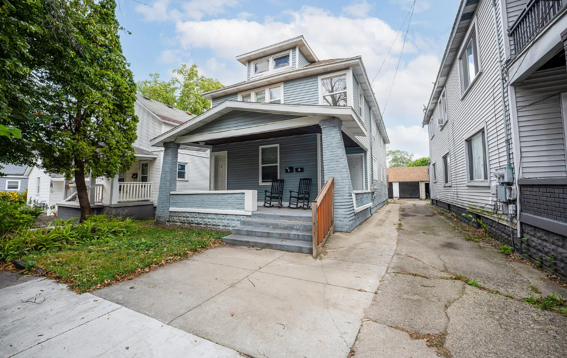 1044 Muskegon Ave Nw #2 - Photo 2 of 19
