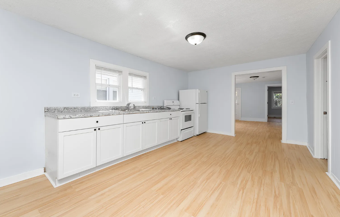 1044 Muskegon Ave Nw #2 - Photo 3 of 19