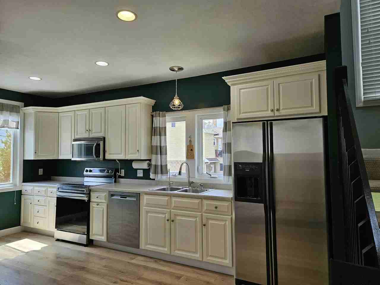 5105 River Road - Photo 5 of 31