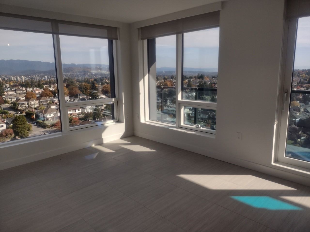 5058 Joyce Street - Photo 7 of 17