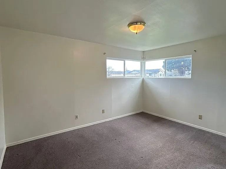 1127 32nd Avenue - Photo 5 of 13