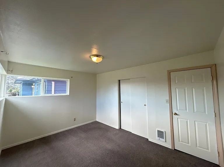 1127 32nd Avenue - Photo 6 of 13