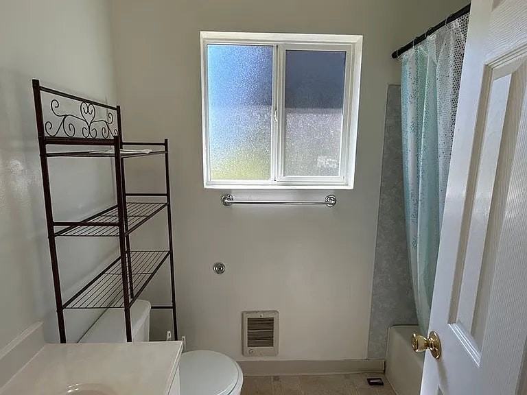 1127 32nd Avenue - Photo 7 of 13