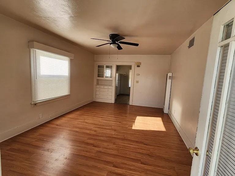 221 Hill Street - Photo 7 of 9