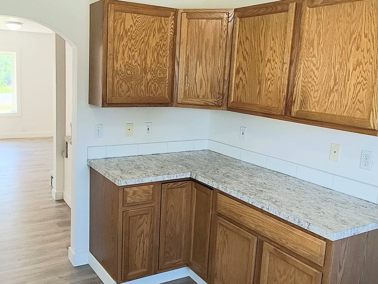 419 East 19th Avenue - Photo 6 of 17