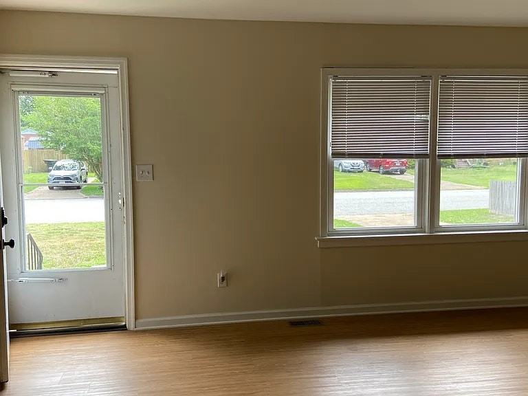 340 Redheart Drive - Photo 3 of 6