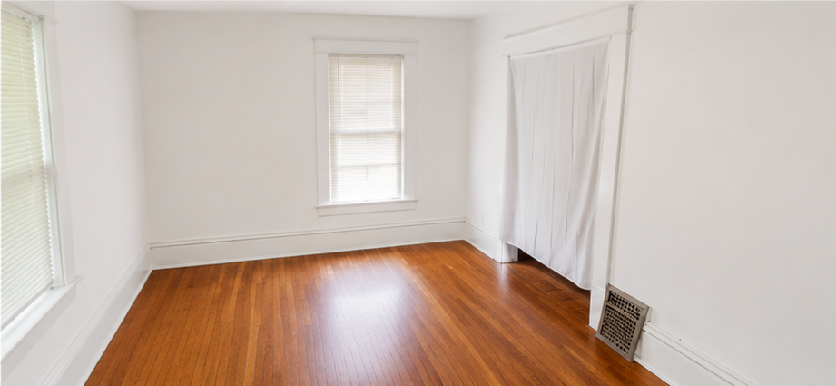 1710 Hubbard Avenue - Photo 7 of 12