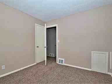 12332 Park Knoll Drive - Photo 2 of 20