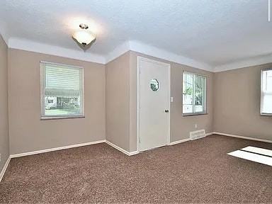 12332 Park Knoll Drive - Photo 3 of 20