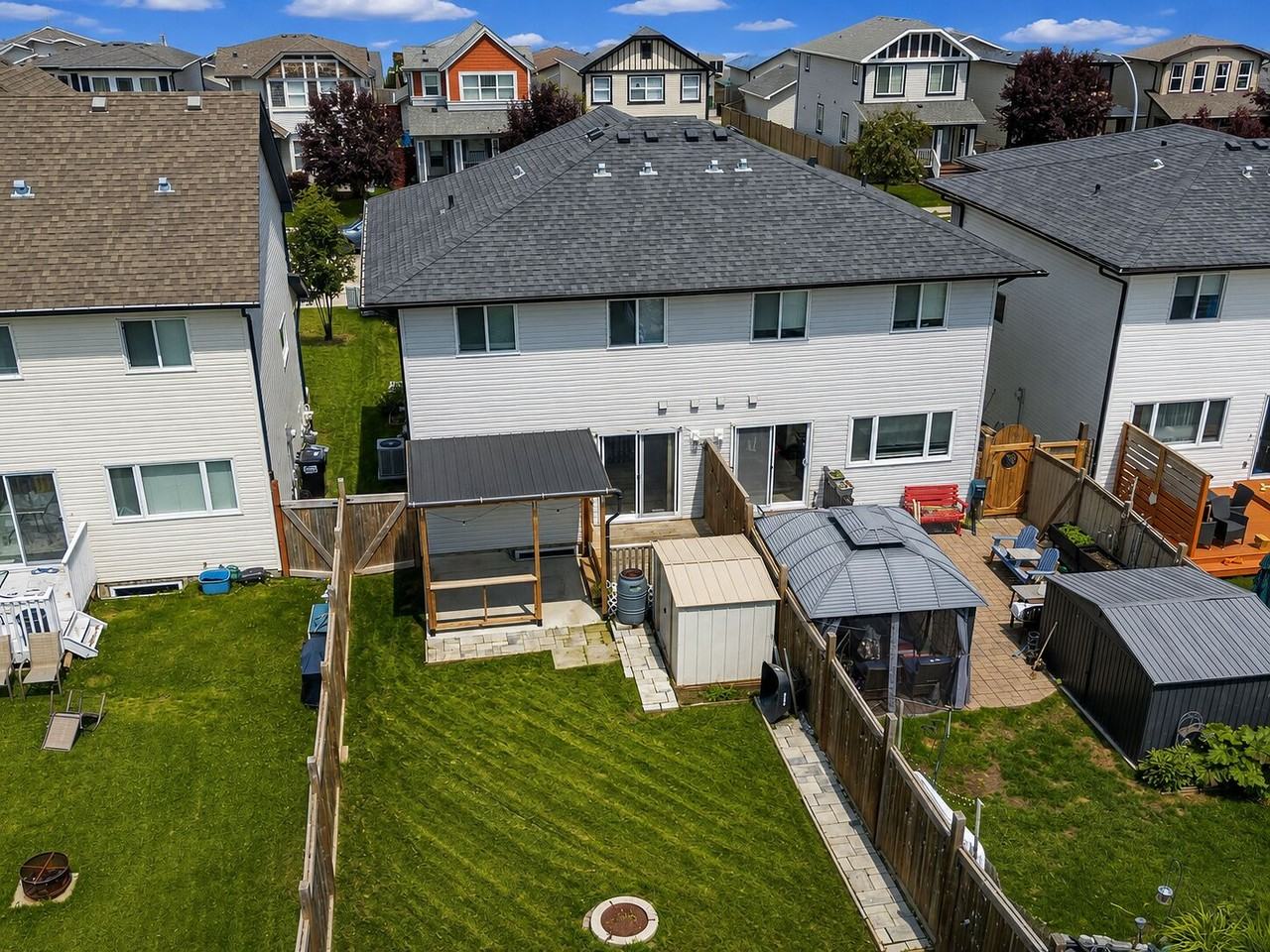 21818 99a Ave Nw - Photo 2 of 26