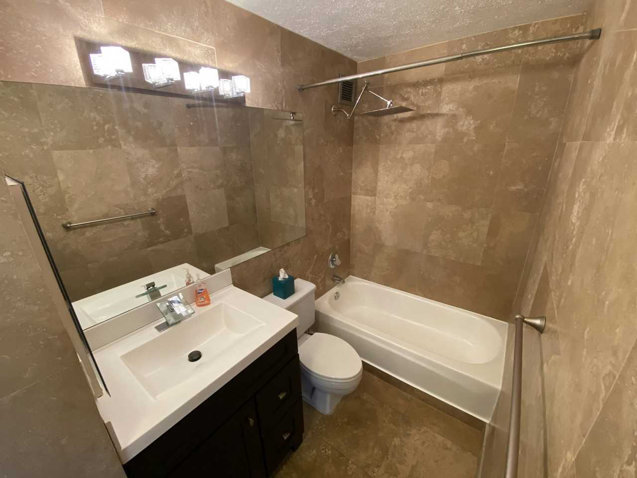 2121 Ala Wai Boulevard - Photo 4 of 25