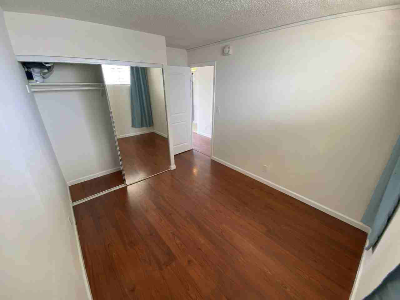 2121 Ala Wai Boulevard - Photo 5 of 25