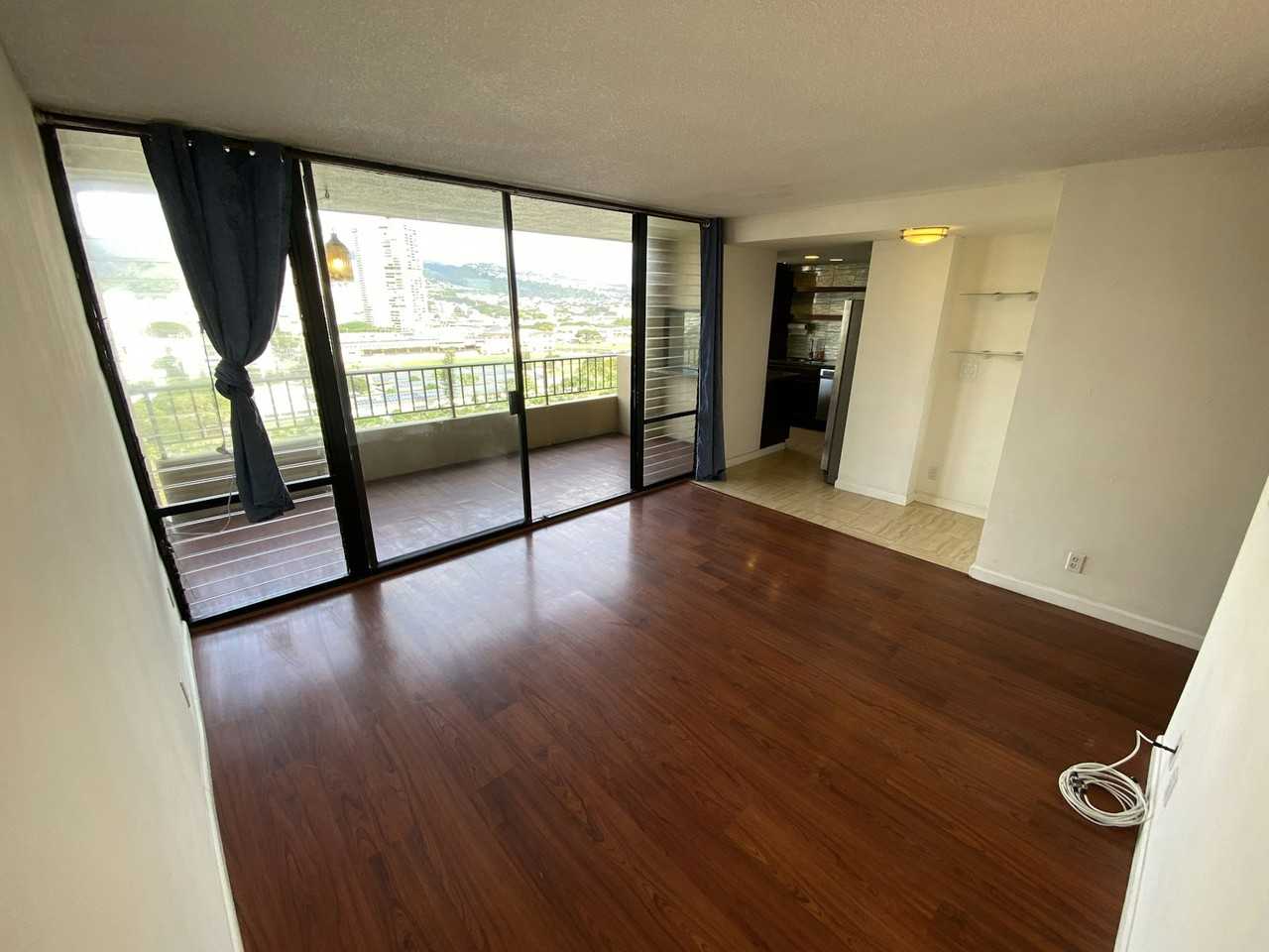 2121 Ala Wai Boulevard - Photo 7 of 25