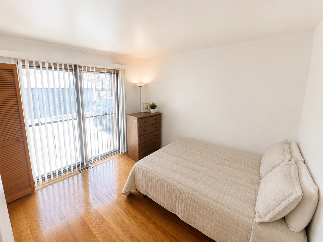 20135 Ilene Street - Photo 5 of 7