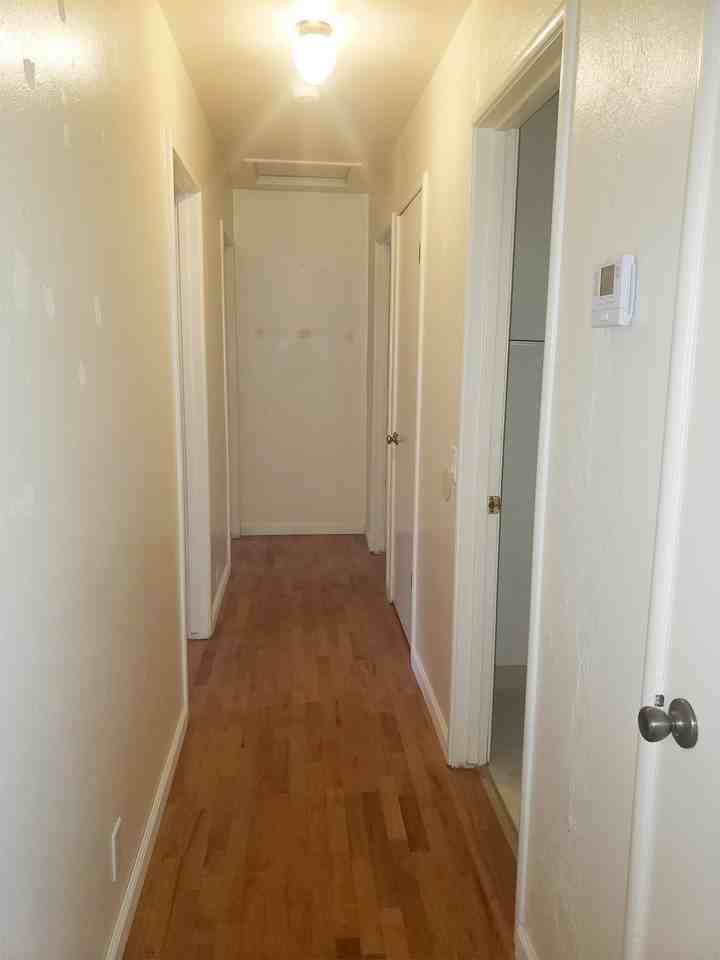 1846 Ord Grove Ave #1 - Photo 3 of 7