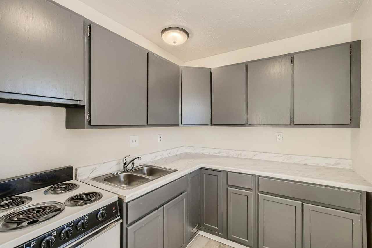 1638 Willodene Drive, Unit 1638 Willodene Dr. - Photo 2 of 11