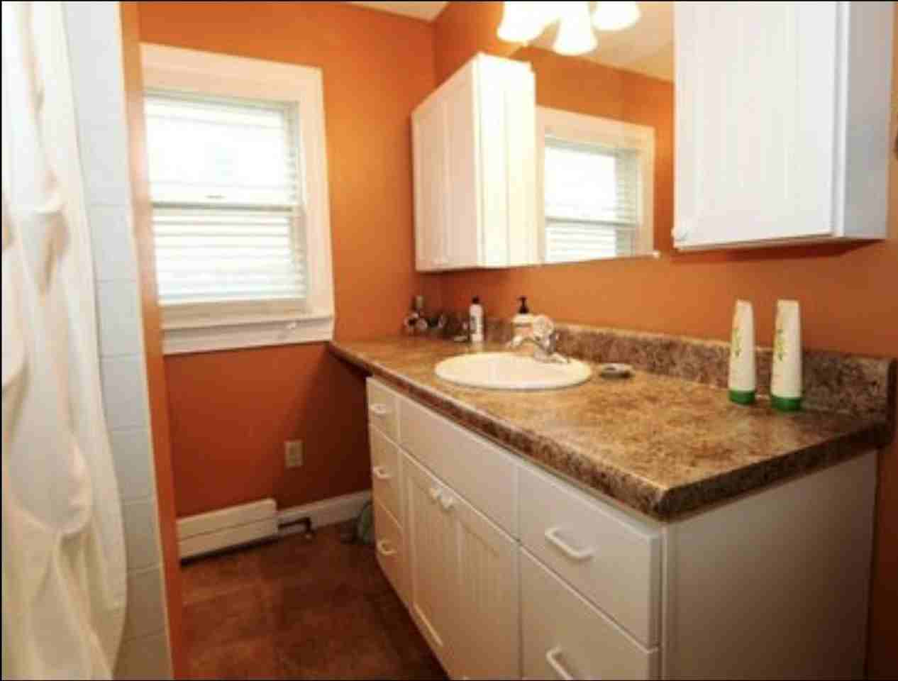 709 Prospect Street - Photo 4 of 12