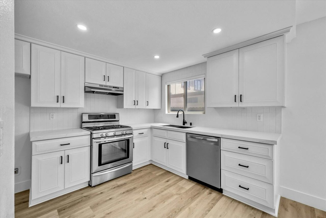 18652 Libra Circle, Unit 1 - Photo 6 of 18