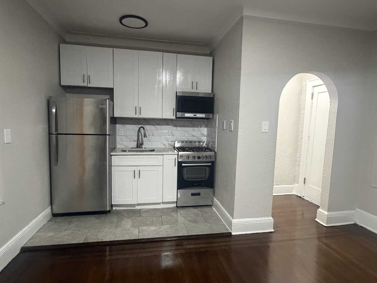 275 Beech St #35 - Photo 3 of 7