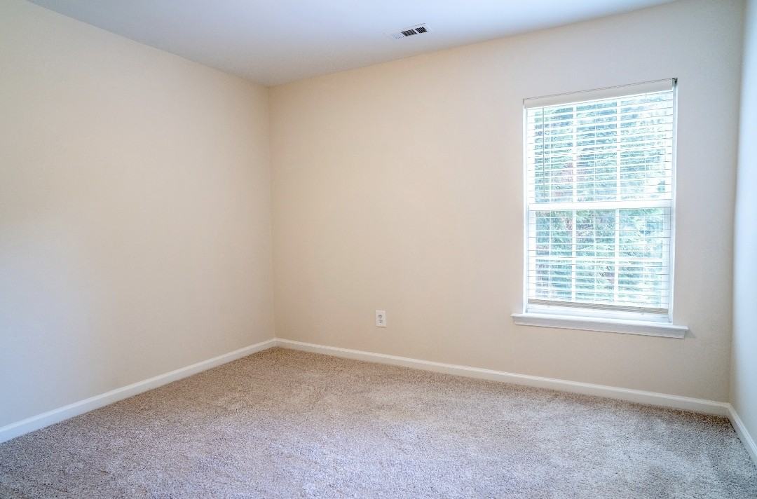 9411 Seamill Rd #NA - Photo 6 of 10