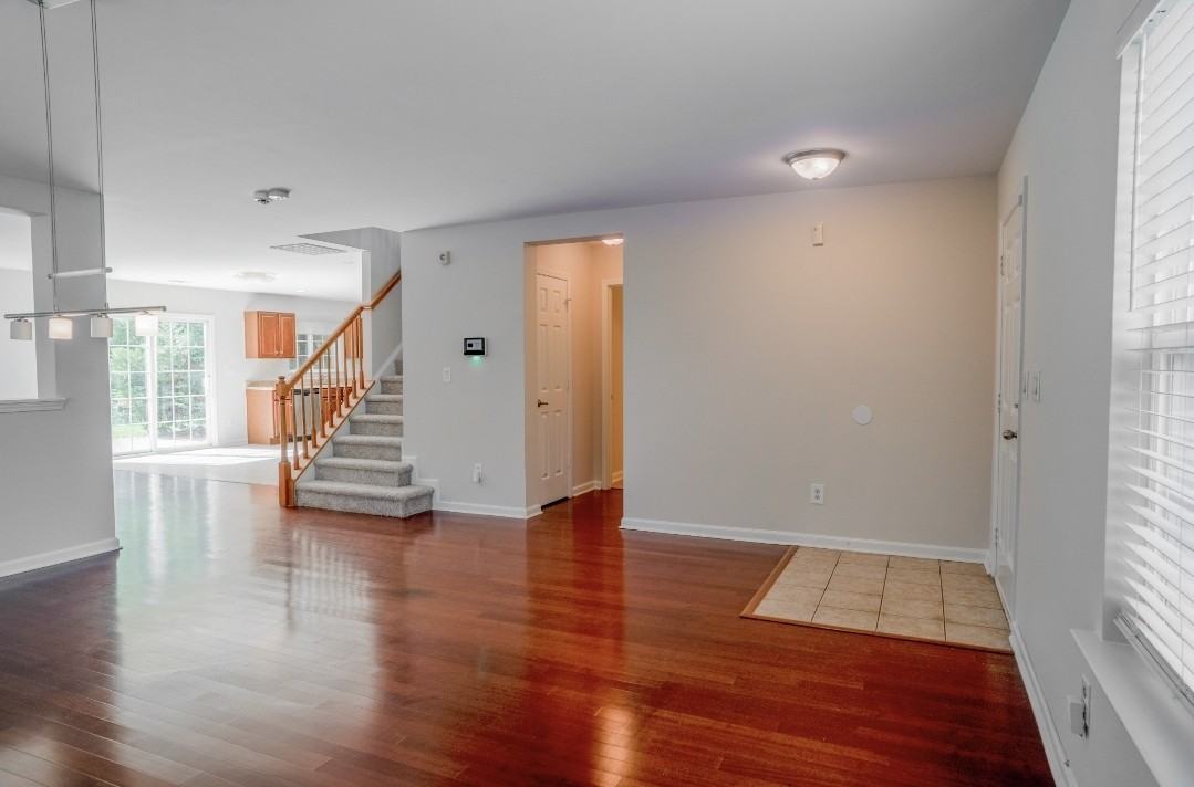 9411 Seamill Rd #NA - Photo 7 of 10